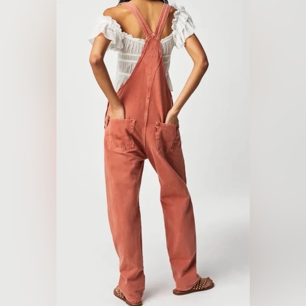 Levi’s Women’s Vintage Denim Overalls Brown Sz S NWT - Picture 4 of 12